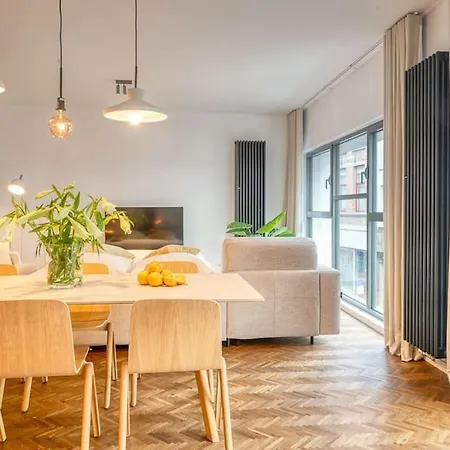 아파트 Ample 2-br In 안트베르펜